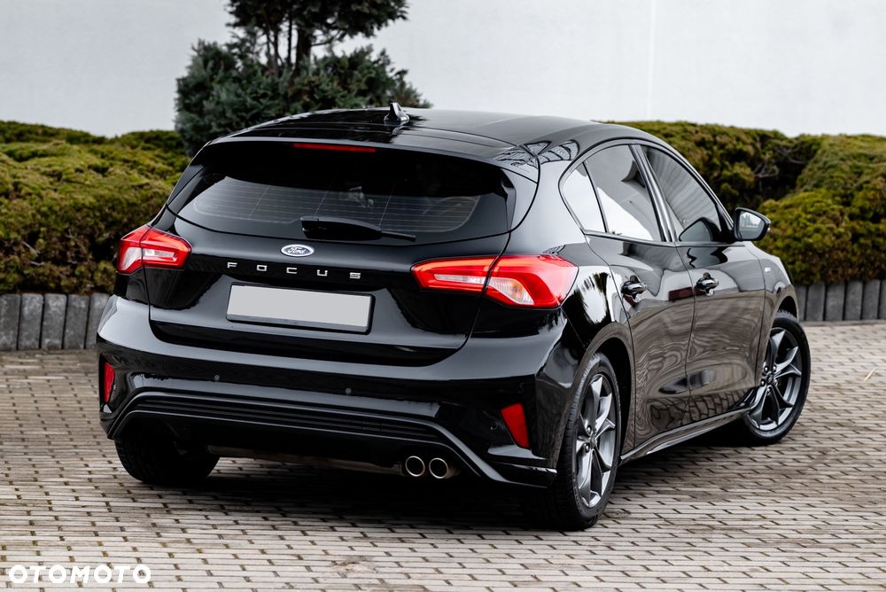 Ford Focus 1.0 EcoBoost Trend - 10