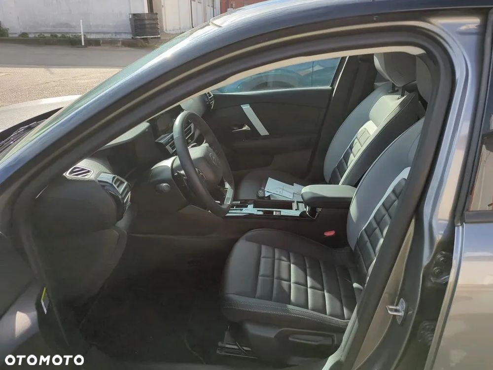 Citroën C4 1.2 mHEV Max eDCT6 - 6