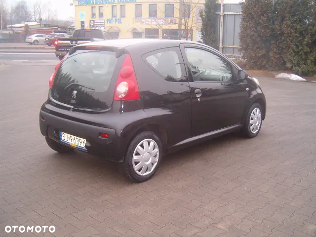 Peugeot 107 - 8