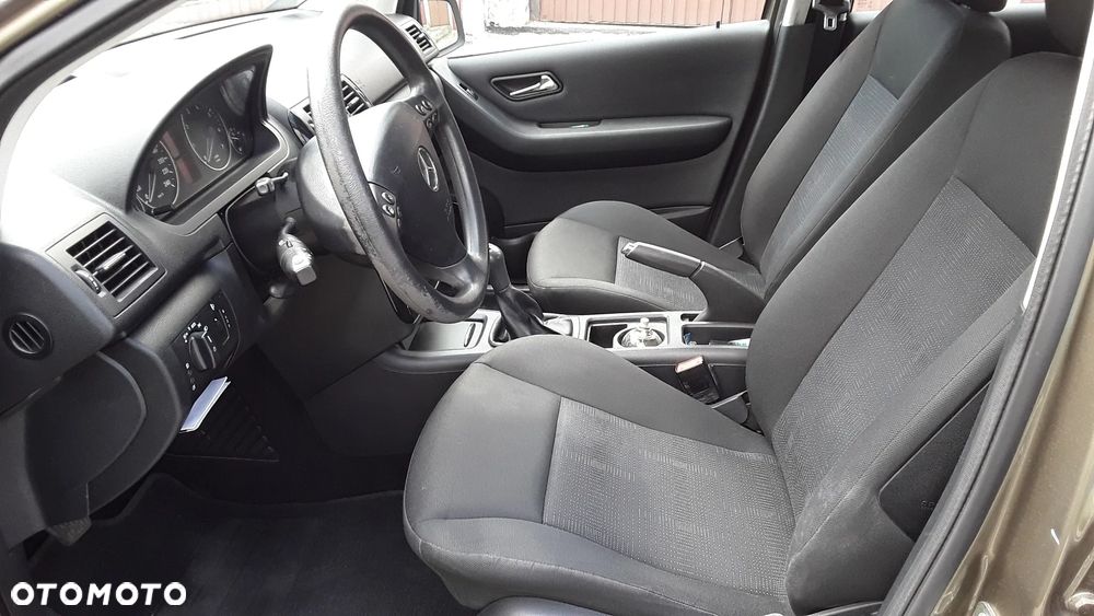 Mercedes-Benz Klasa A 180 BlueEFFICIENCY Avantgarde - 7