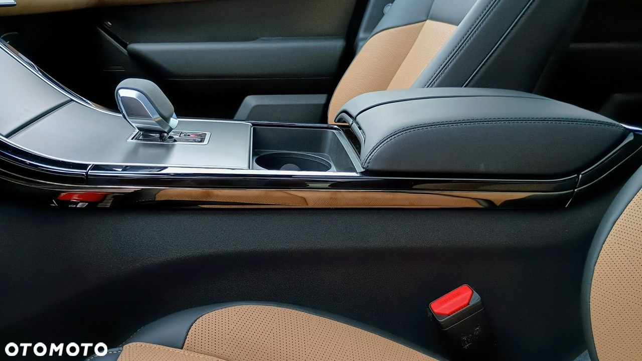 Land Rover Range Rover Velar - 33