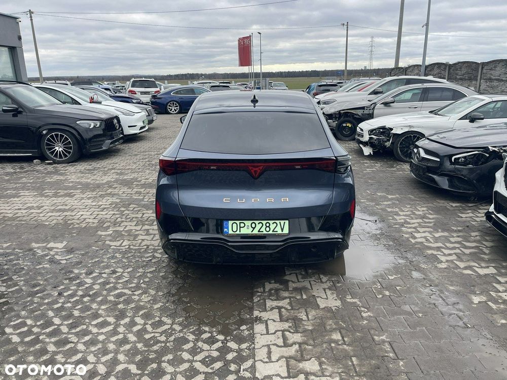 Cupra Tavascan - 8