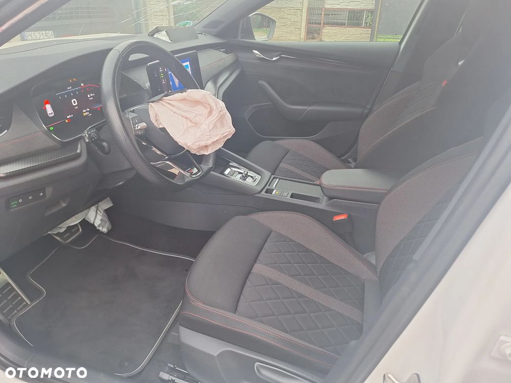 Skoda Octavia 2.0 TDI RS DSG - 22