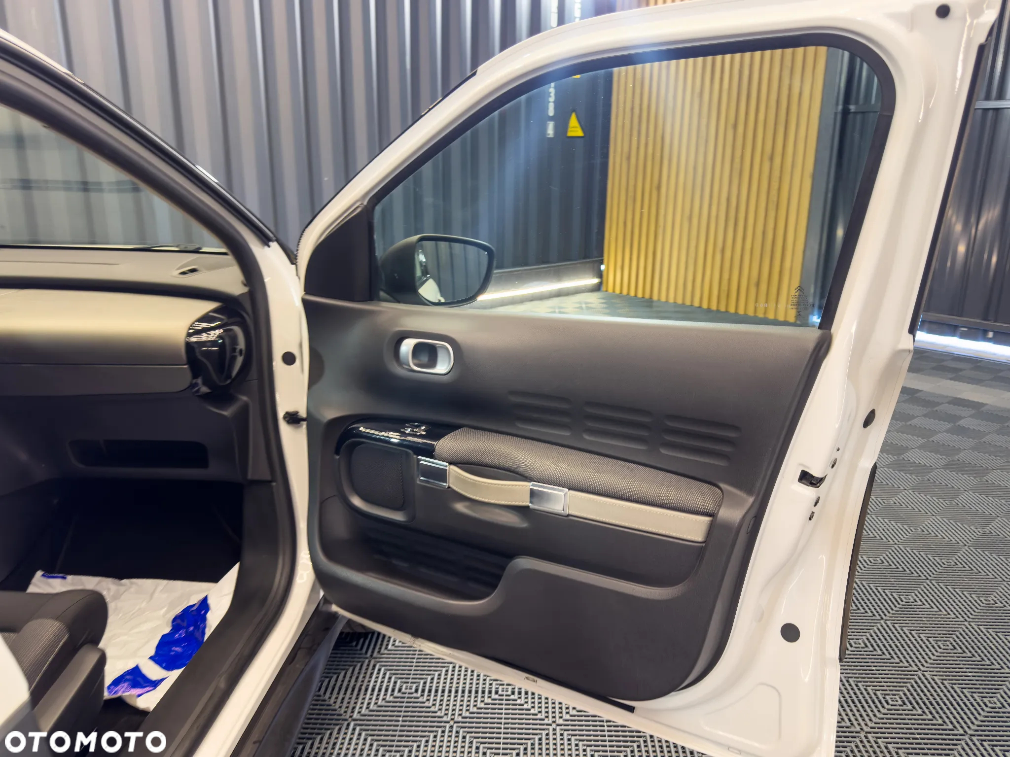 Citroën C4 Cactus 1.2 PureTech Live - 13