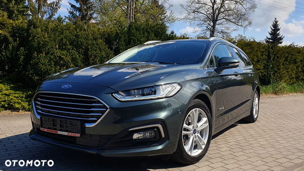 Ford Mondeo Turnier 2.0 Ti-VCT Hybrid Titanium