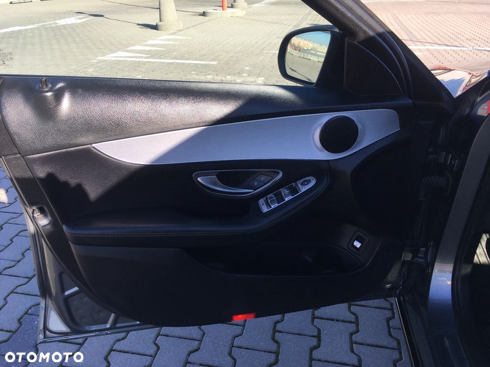 Mercedes-Benz Klasa C - 31