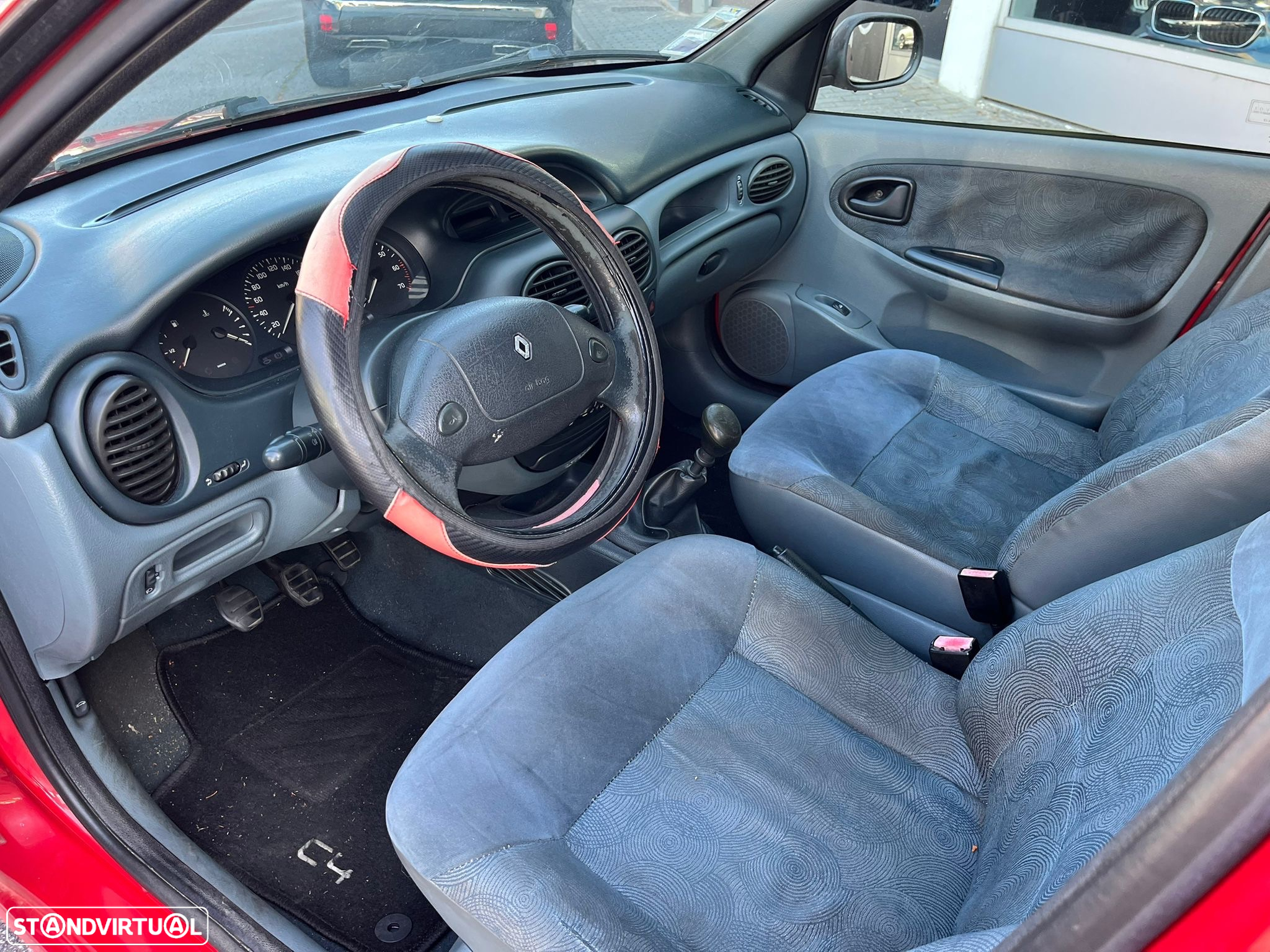 Renault Mégane 1.4 RN - 9
