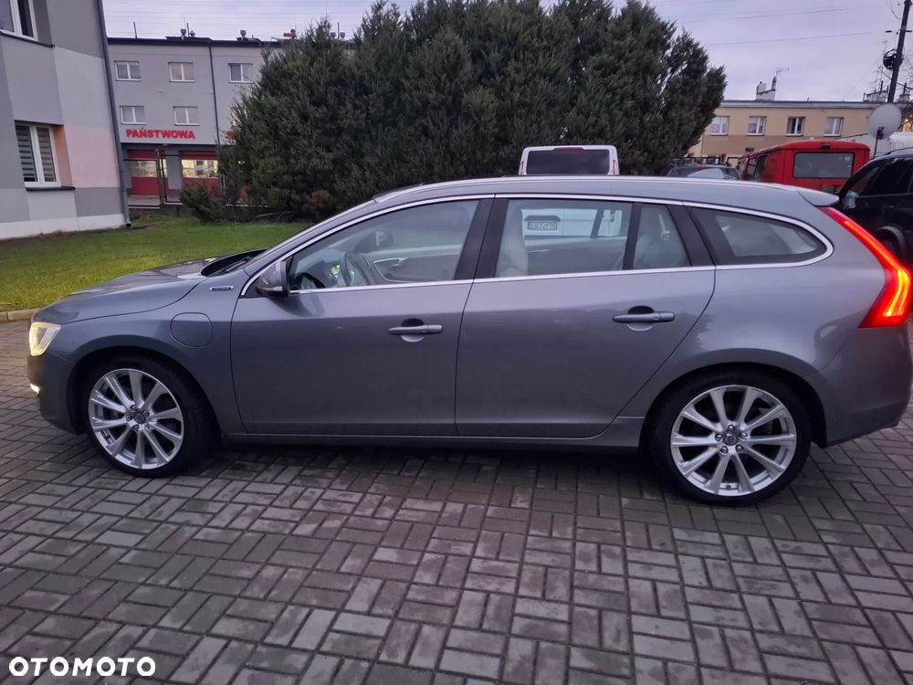 Volvo V60 D6 Twin Engine Geartronic Summum - 15