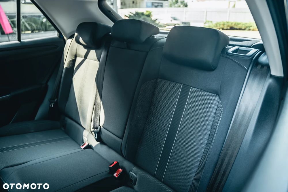 Volkswagen T-Roc 1.5 TSI Life Plus DSG - 21