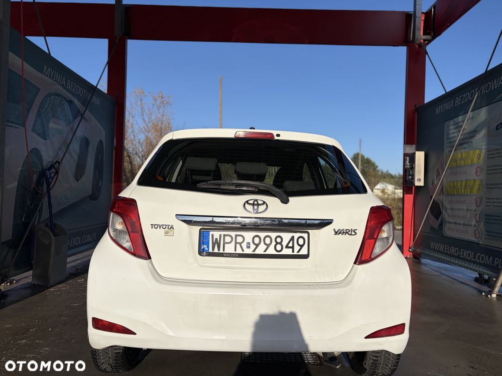Toyota Yaris - 6