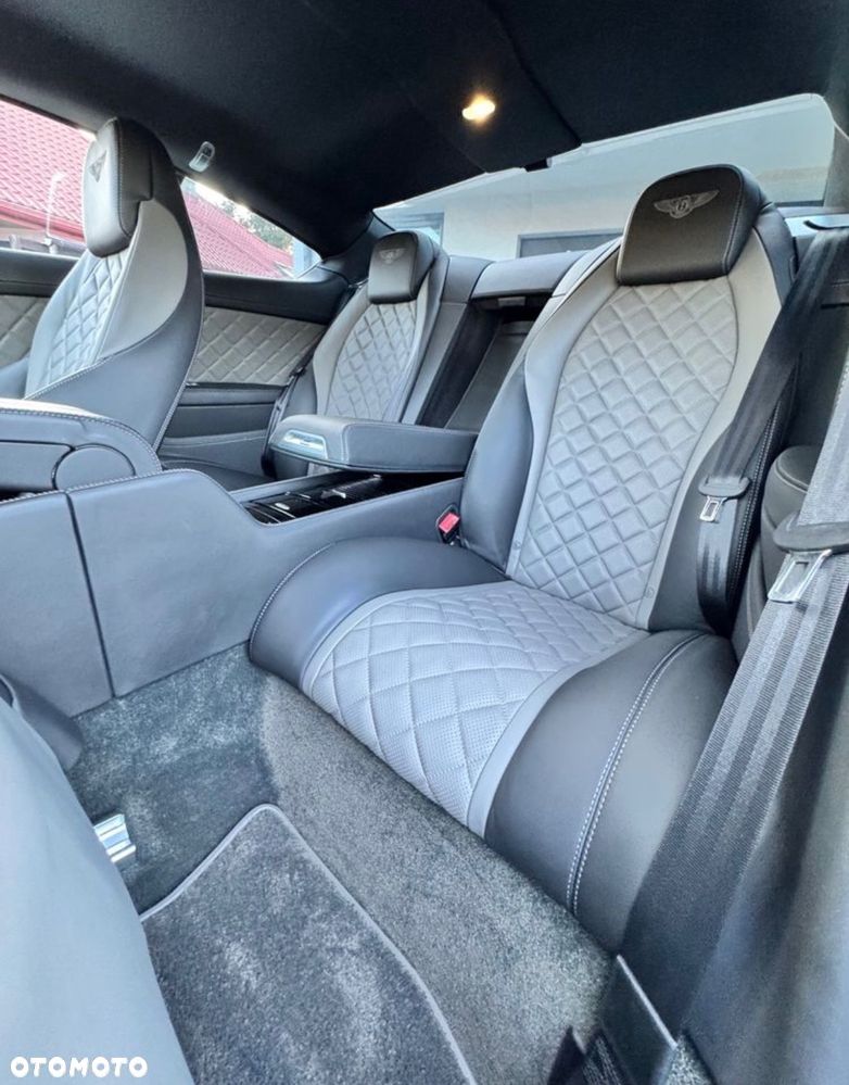 Bentley Continental GT Speed - 26