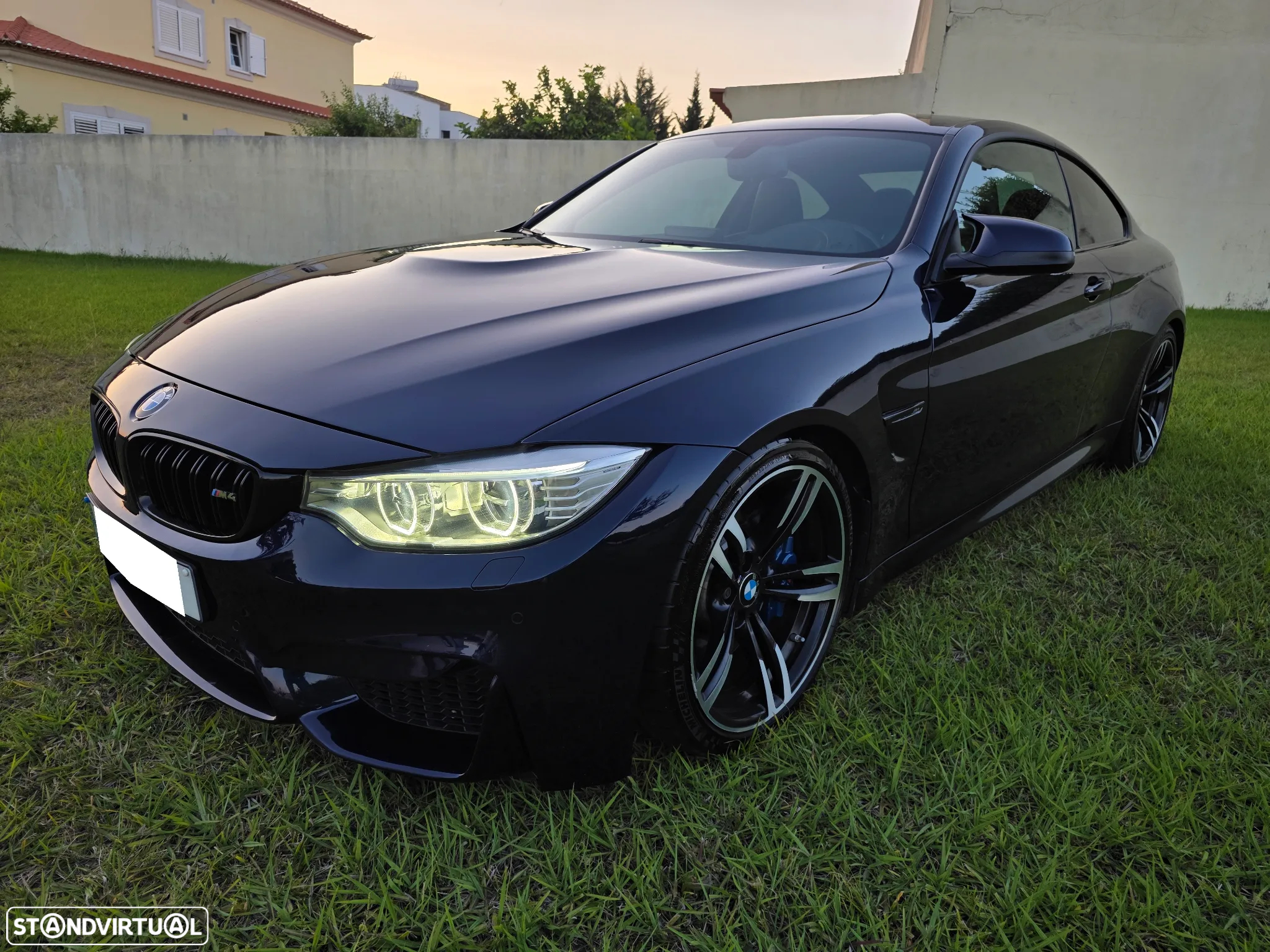 BMW M4 Auto - 31