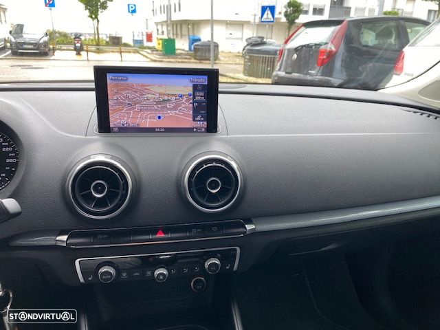 Audi A3 Sportback 1.6 TDI Ambiente - 7