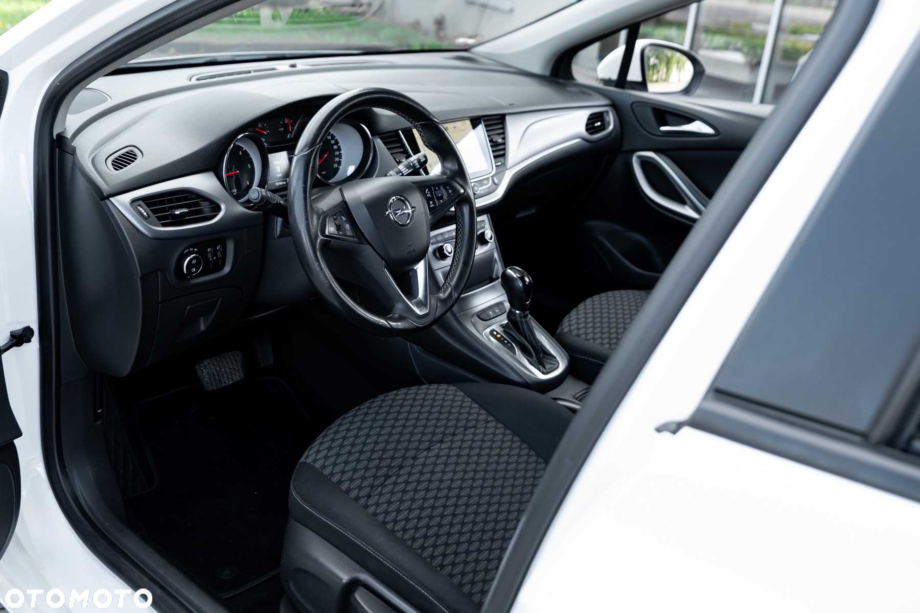Opel Astra 1.6 D (CDTI) Automatik Sports Tourer Dynamic - 16
