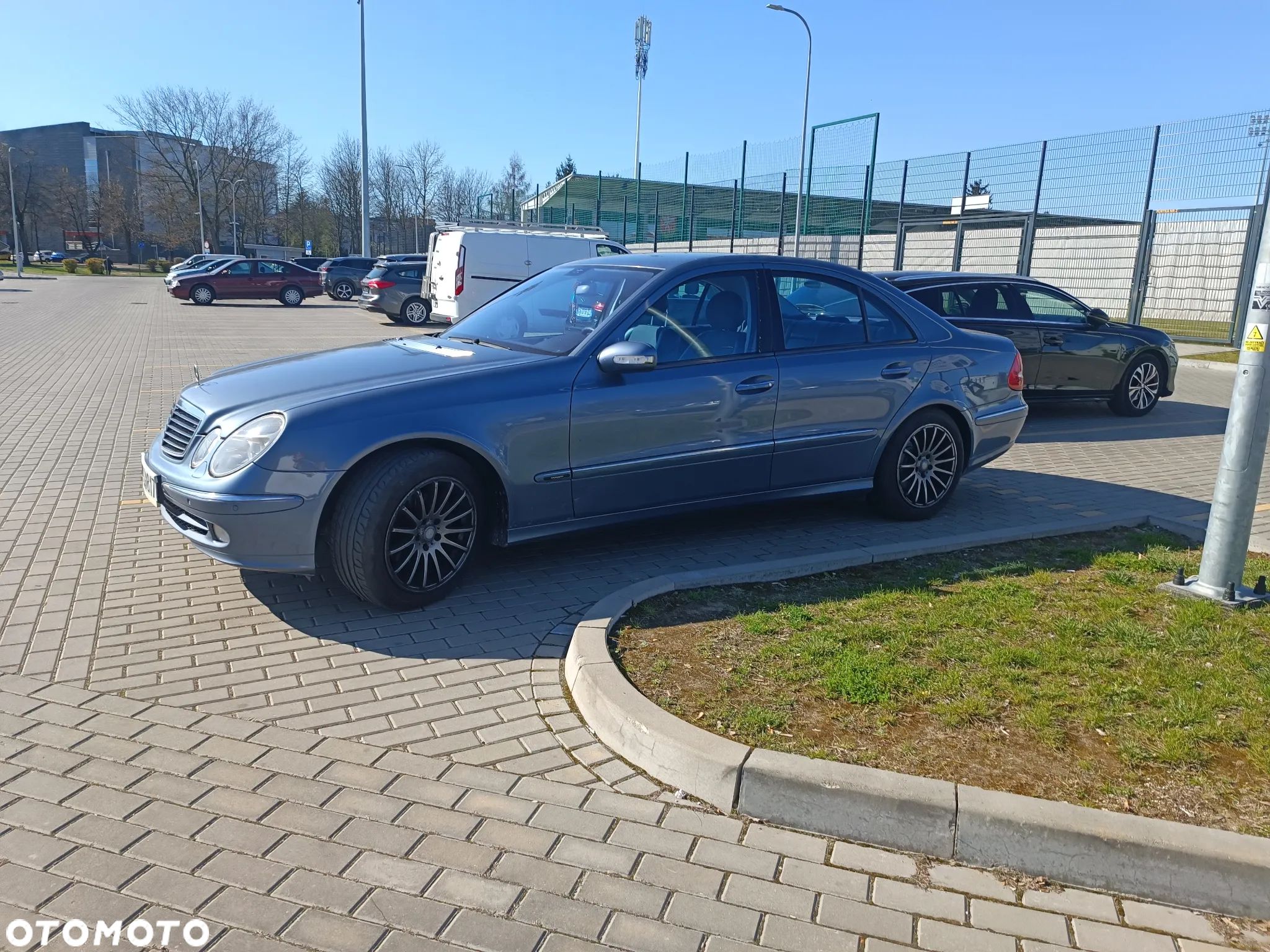 Mercedes-Benz Klasa E - 1