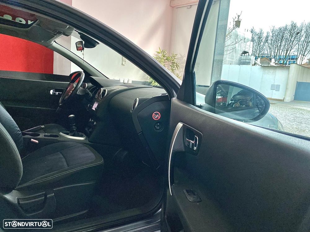 Nissan Qashqai 1.5 dCi Tekna Premium 18 - 24