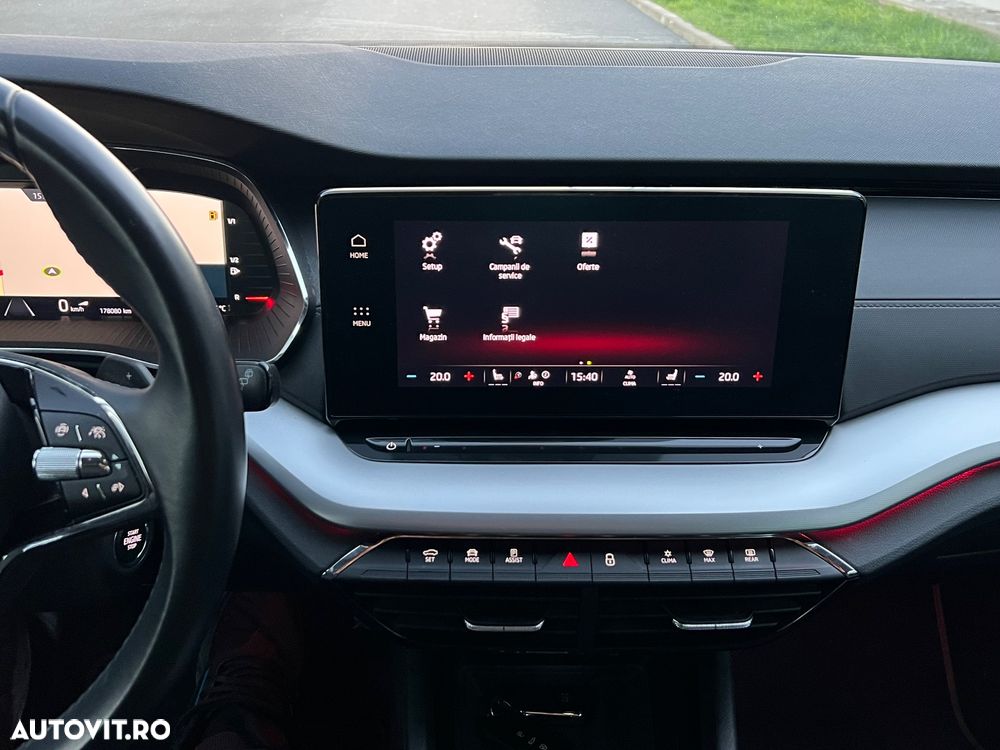 Skoda Octavia Combi 2.0 TDI DSG Clever - 24