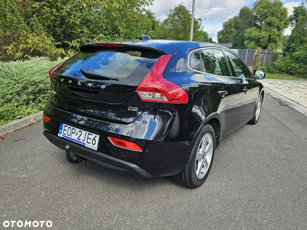 Volvo V40 D2 Momentum - 4