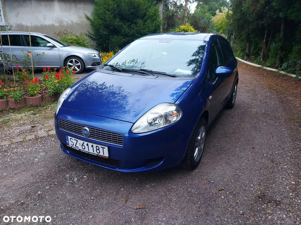 Fiat Grande Punto 2007 photo 2