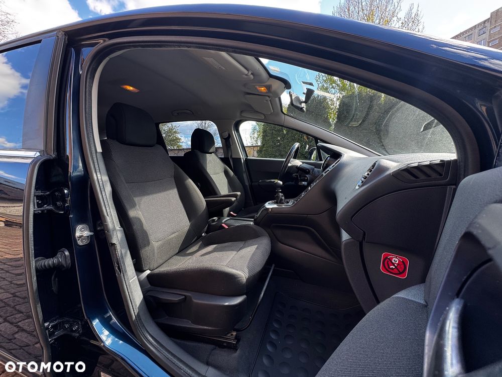 Peugeot 5008 1.6 HDi Premium - 24
