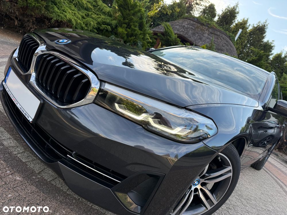 BMW Seria 5 530e xDrive Luxury Line sport - 3