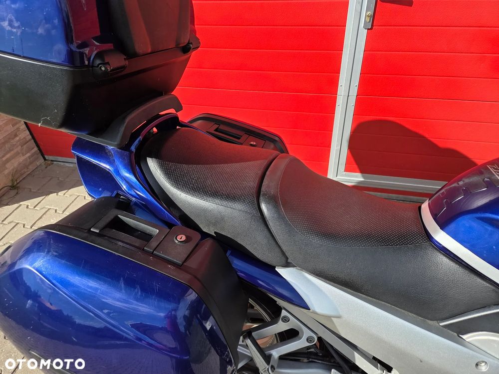 Yamaha FJR - 10