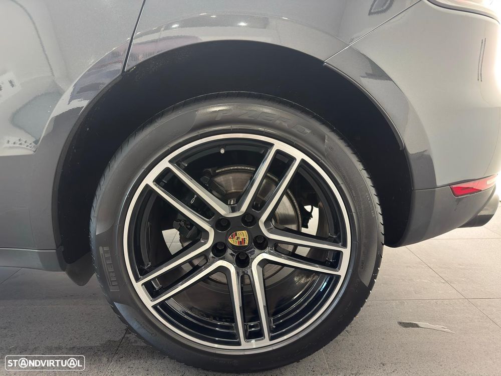 Porsche Macan - 14