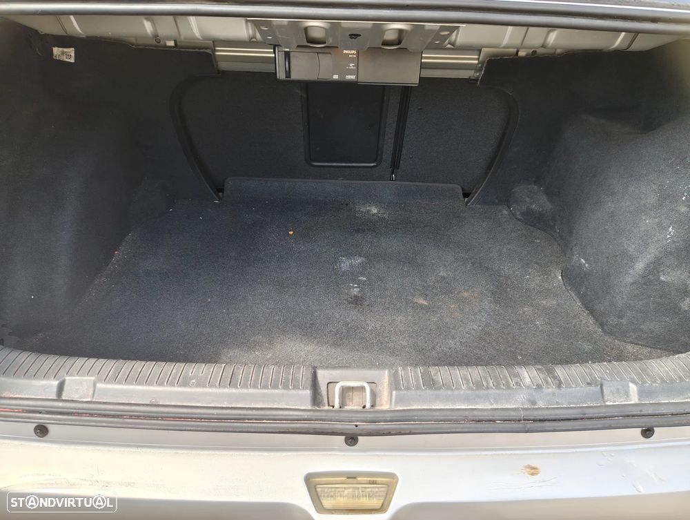 Opel Astra 2.0 DTI Elegance - 10