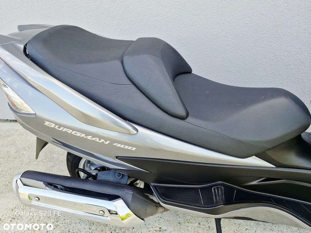 Suzuki Burgman - 27