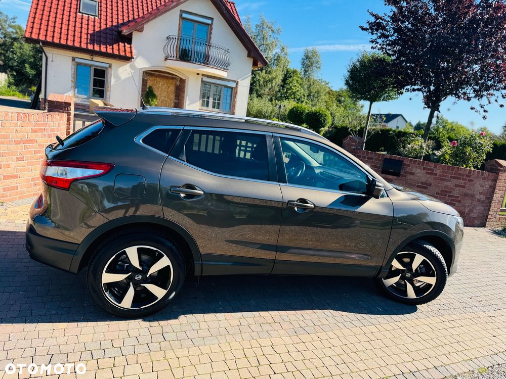 Nissan Qashqai 1.2 DIG-T TEKNA+ - 32
