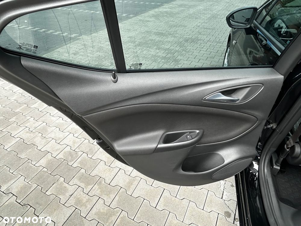 Opel Astra 1.4 Turbo Dynamic - 14