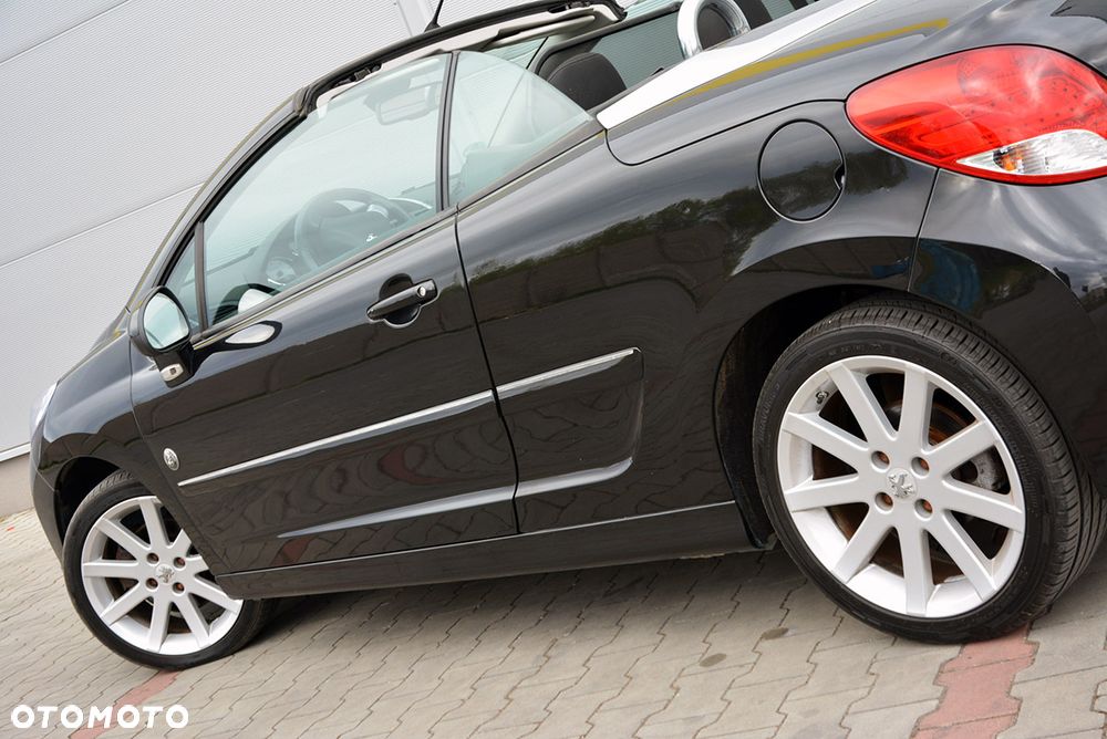 Peugeot 207 CC 1.6 HDi Sport - 11