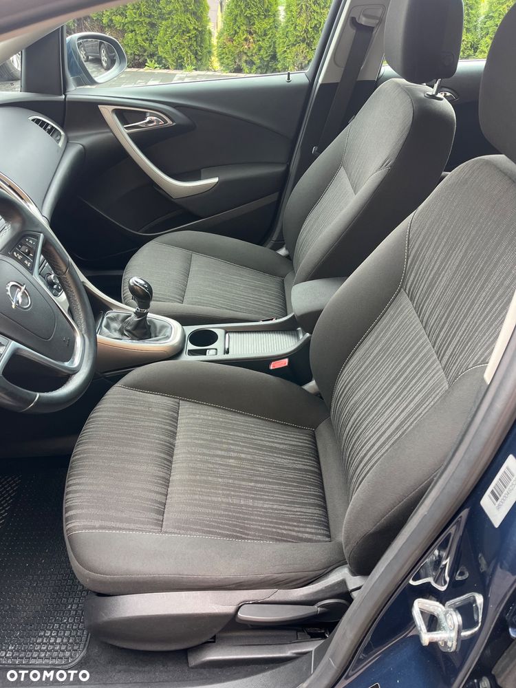 Opel Astra - 10