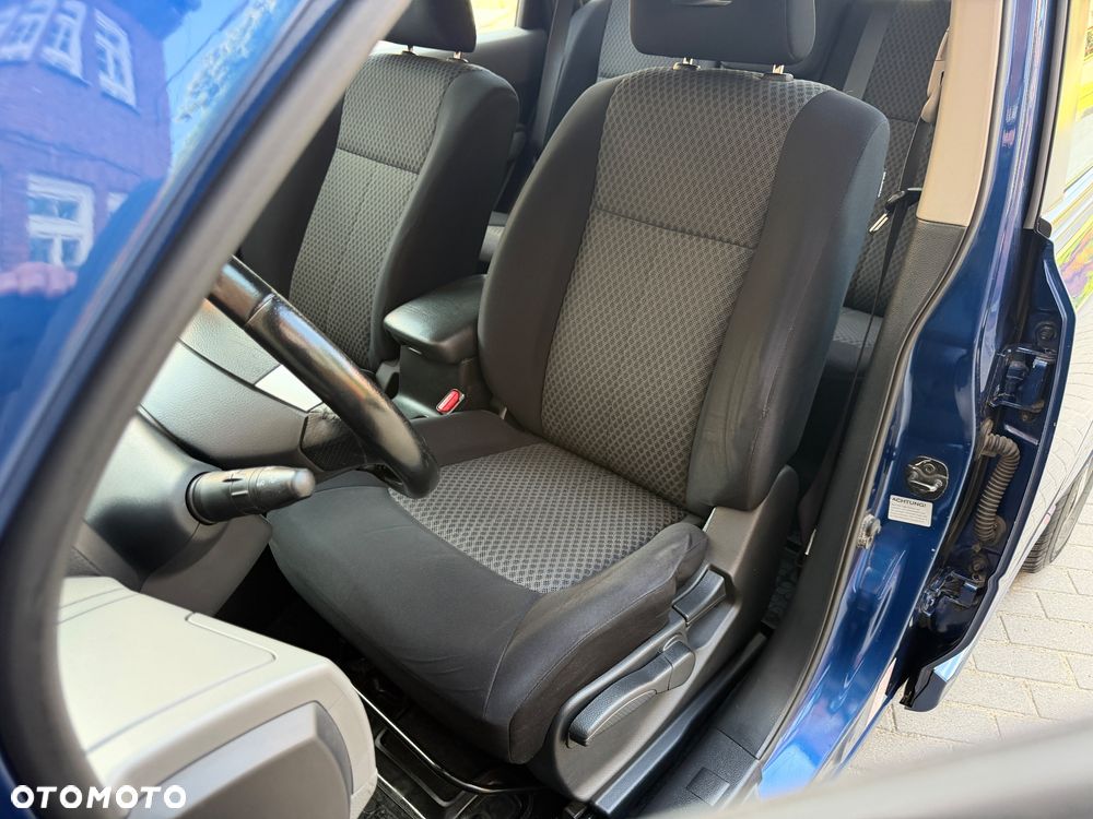 Nissan X-Trail 2.0 dCi XE - 10