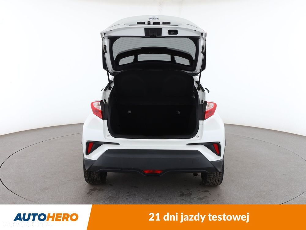 Toyota C-HR - 16
