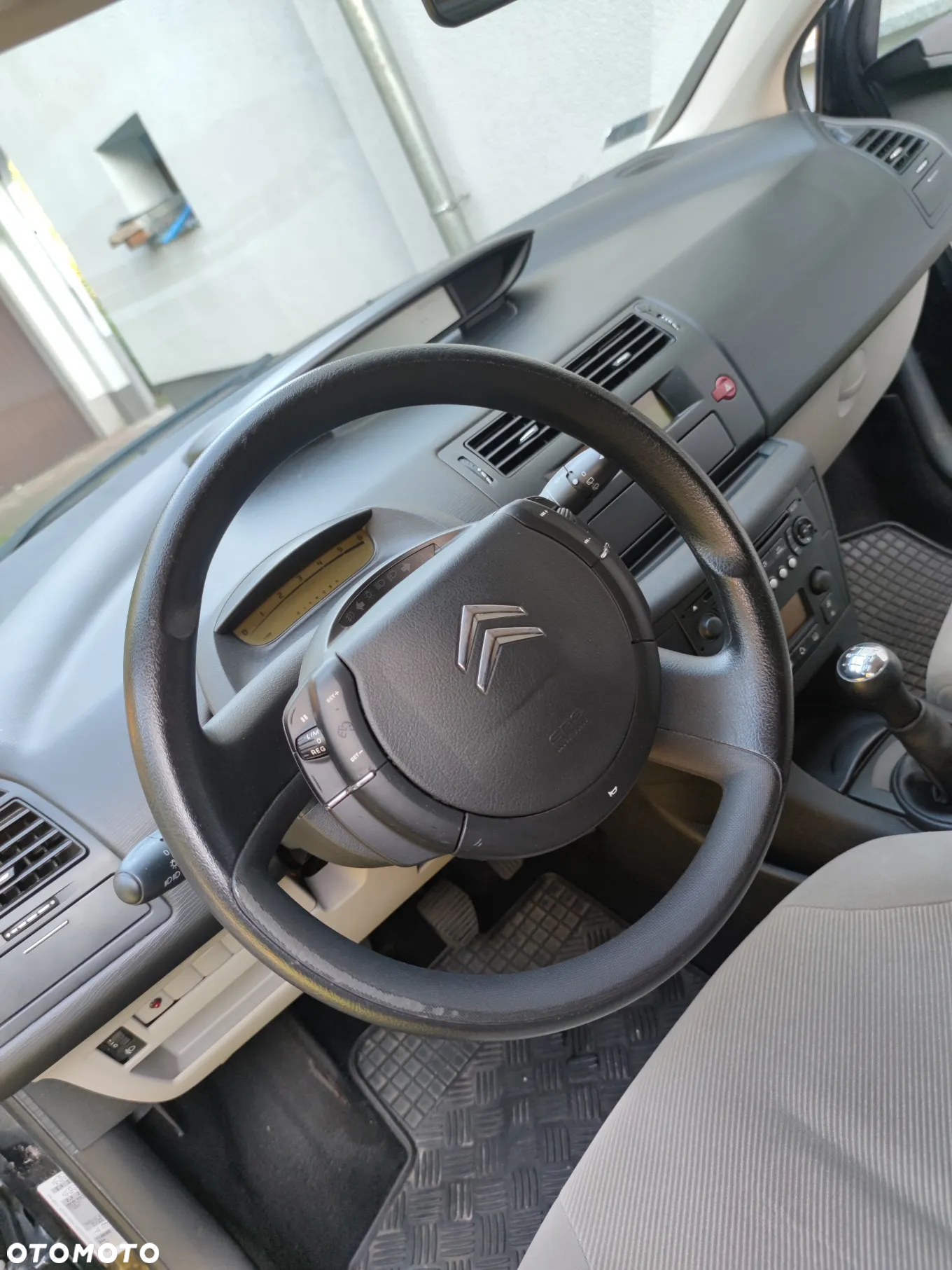 Citroën C4 1.6 HDi Impress - 5