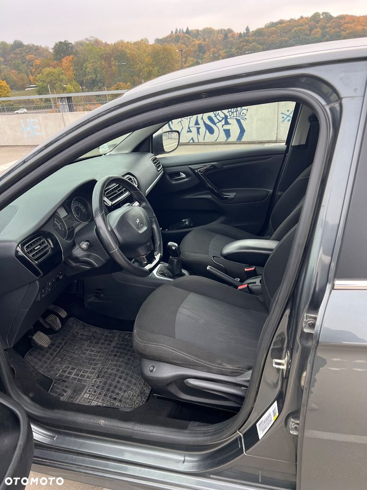 Peugeot 301 1.6 HDi Allure - 11