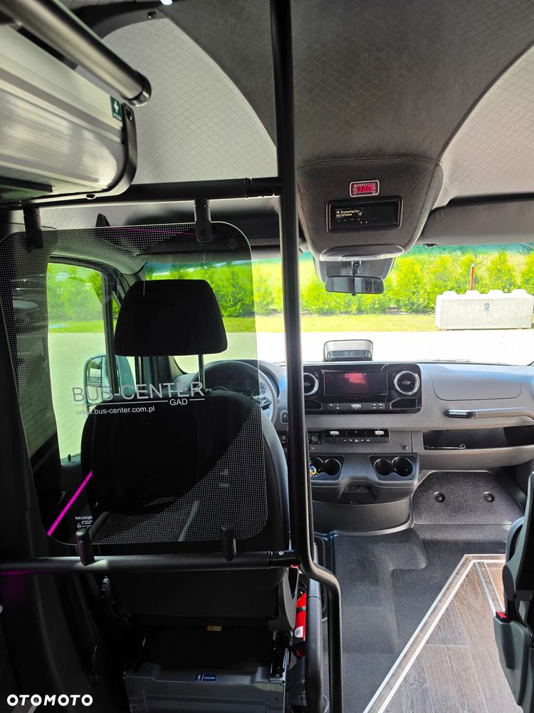 Mercedes-Benz Sprinter 519 - 9