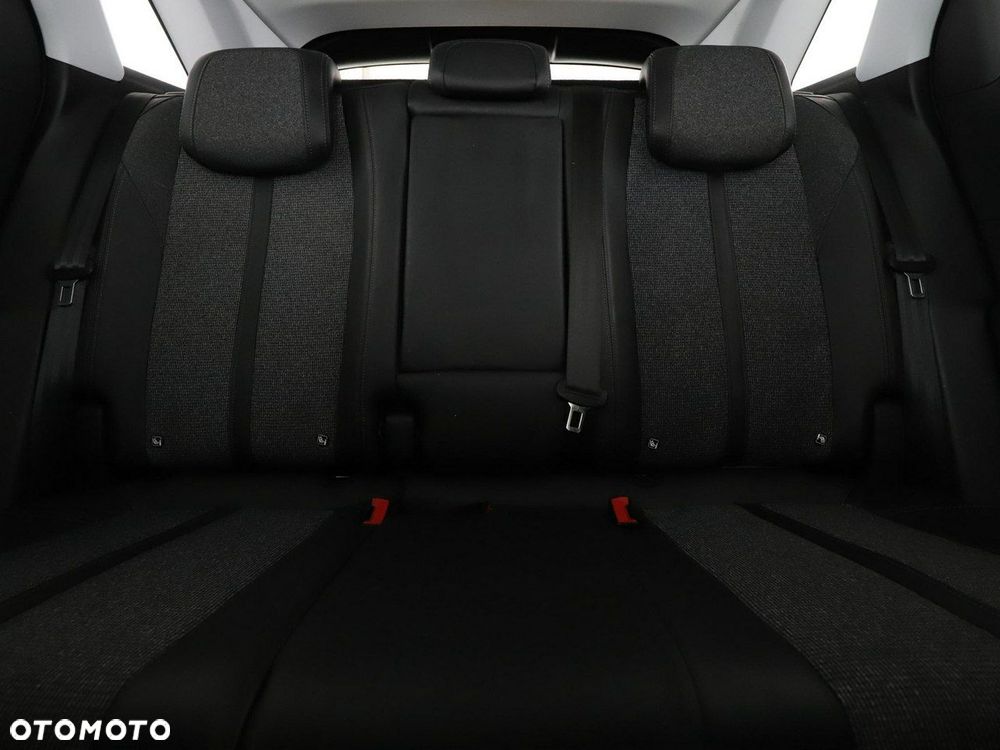 Peugeot 3008 1.2 PureTech Allure - 18