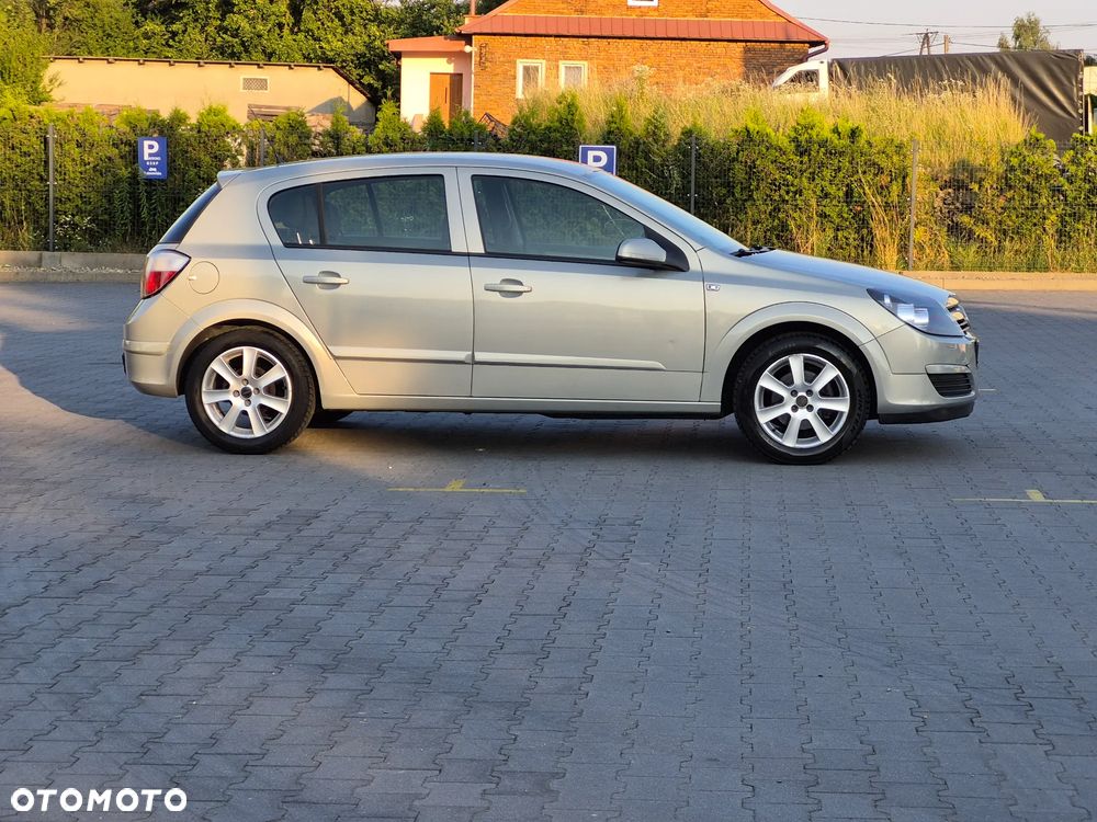 Opel Astra 1.6 - 3