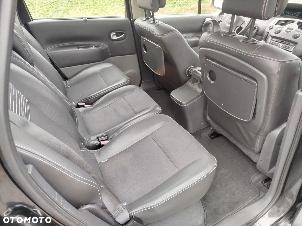 Renault Scenic 2.0 Luxe Expression - 22