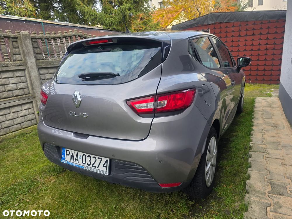 Renault Clio 1.2 16V Life - 4