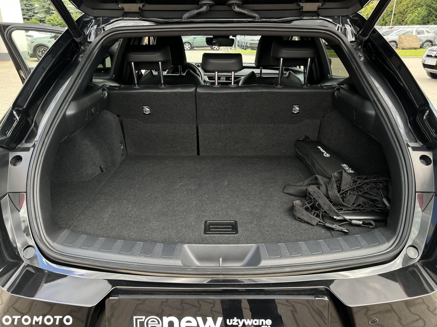 Lexus UX - 17