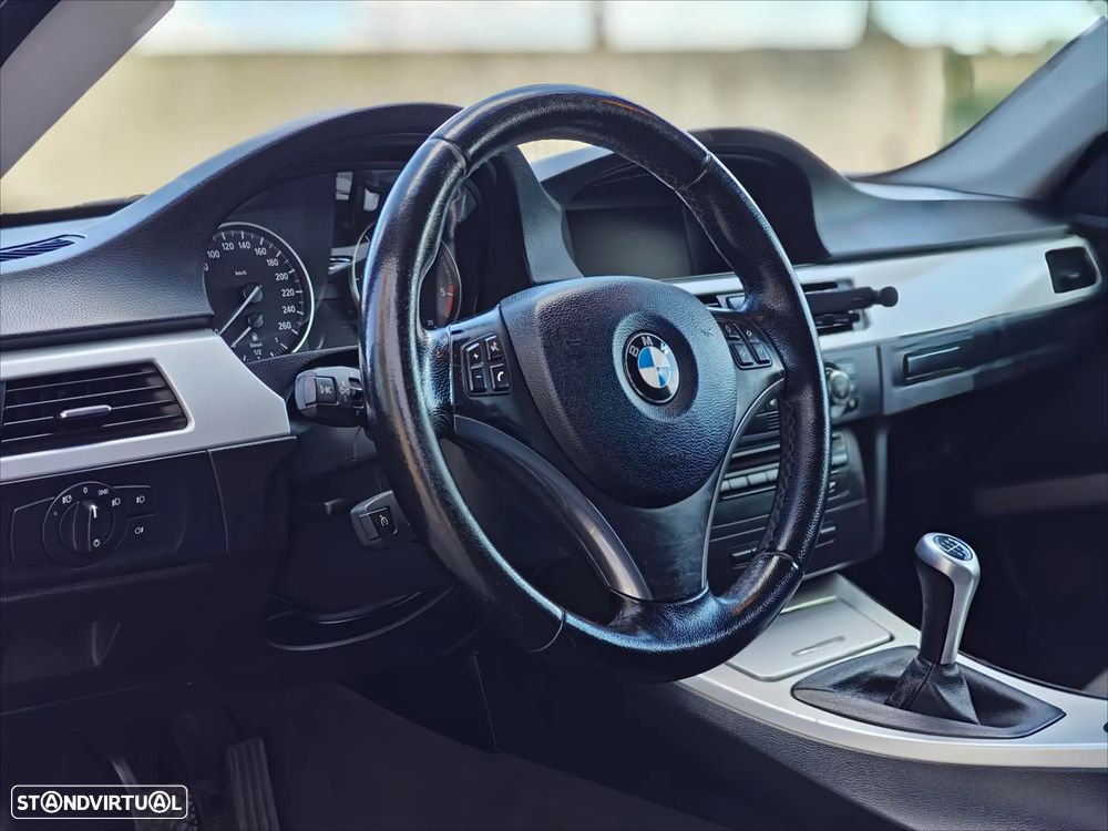 BMW 320 d Coupe - 7