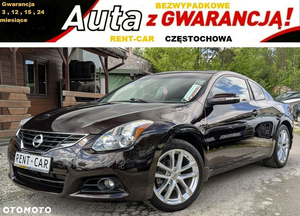 Nissan Altima - 2
