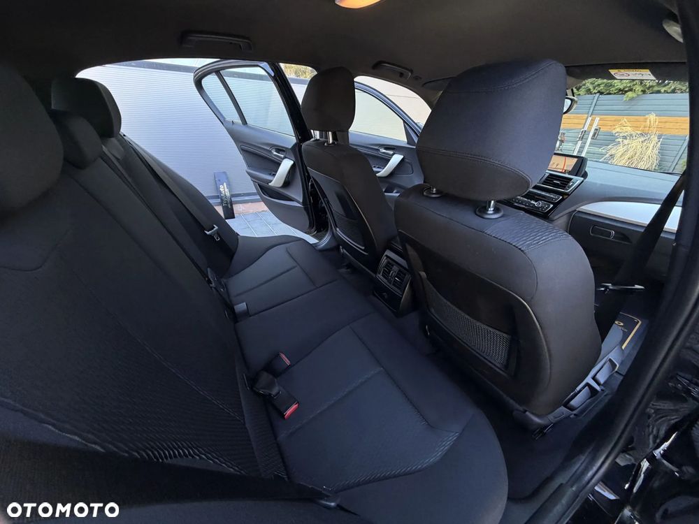 BMW Seria 1 118d Sport Line - 18