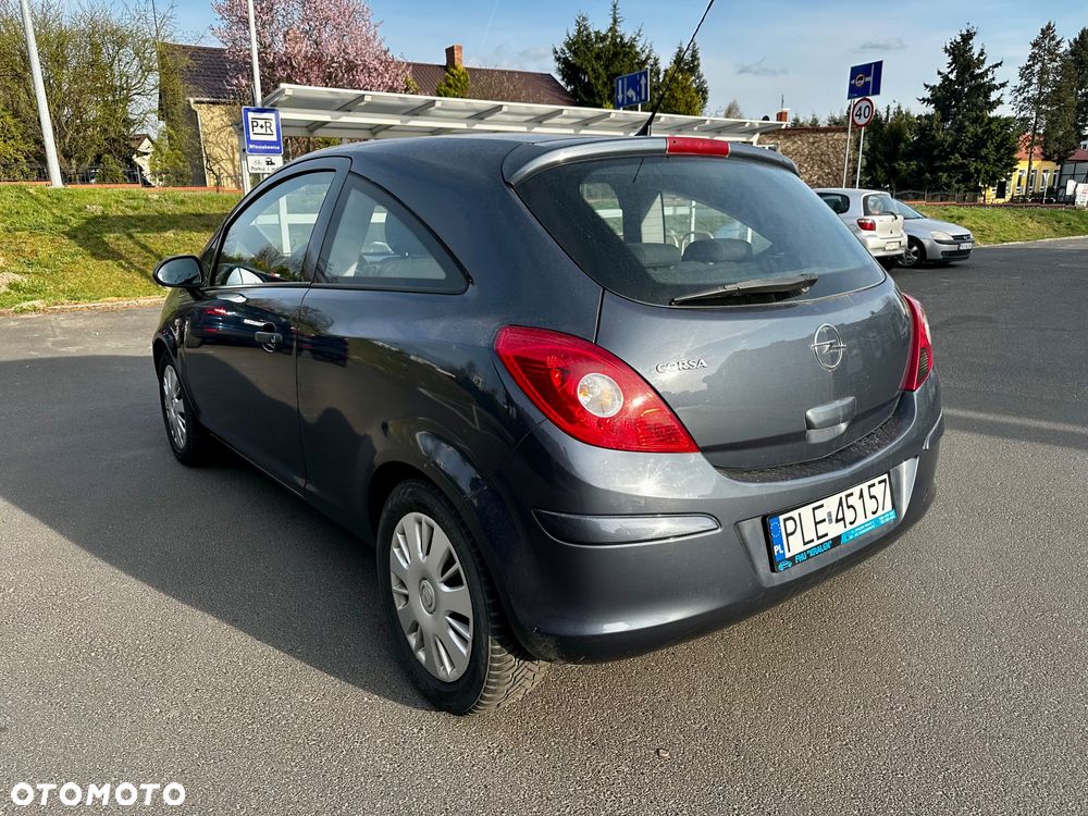 Opel Corsa 1.2 16V Essentia - 7