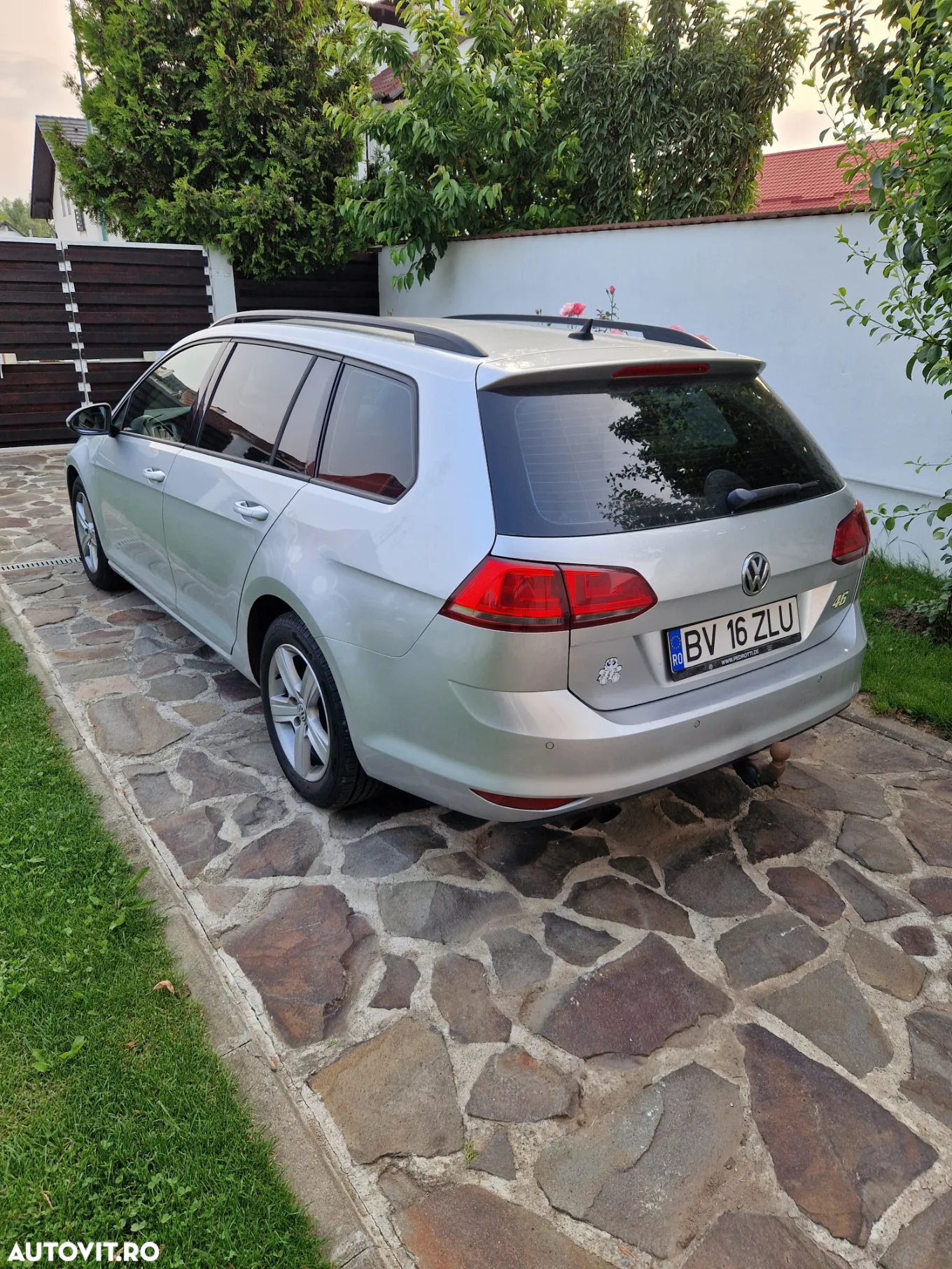 Volkswagen Golf 2.0 TDI DSG BMT Highline - 4