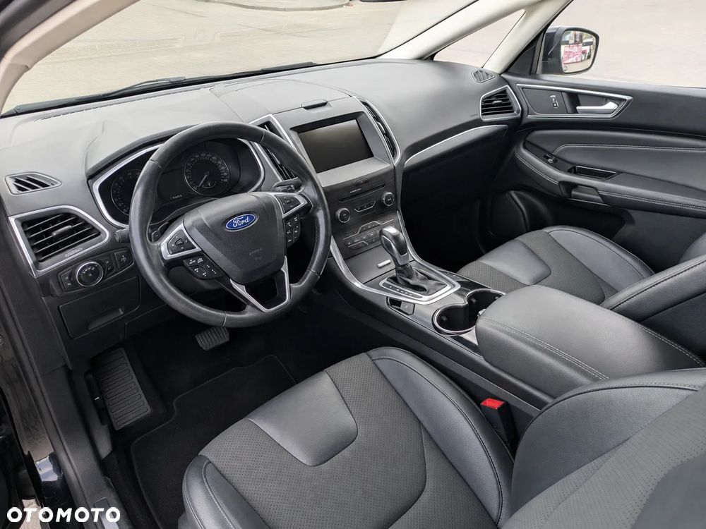 Ford S-Max 2.0 TDCi Titanium PowerShift - 7