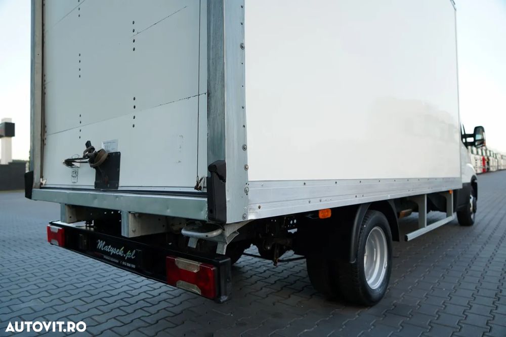 Iveco DAILY 35-140 / CONTAINER / DUBLU / MANUAL / ROLURI / MASĂ NETĂ: 3500 KG / 2017 - 15